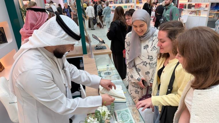 جناح المملكة في معرض موسكو للكتاب يبهر الزوار