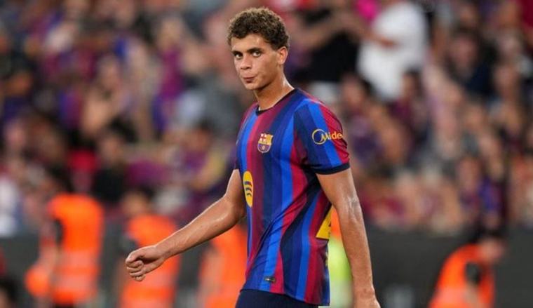 مدرب برشلونة: حمزة عبد الكريم يستحق المشاركة في الدوري الإسباني لبعض الوقت