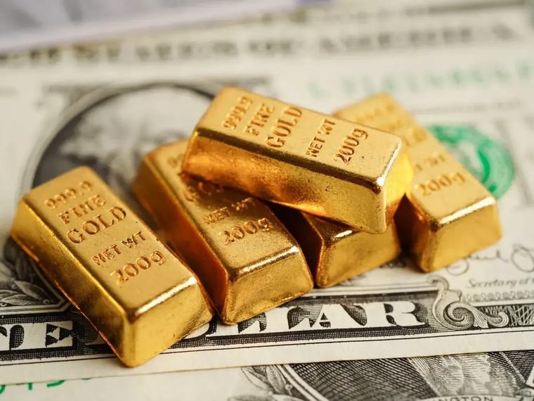 الذهب يهبط 1% بعد صدور بيانات التضخم الأمريكية المتوافقة مع التوقعات