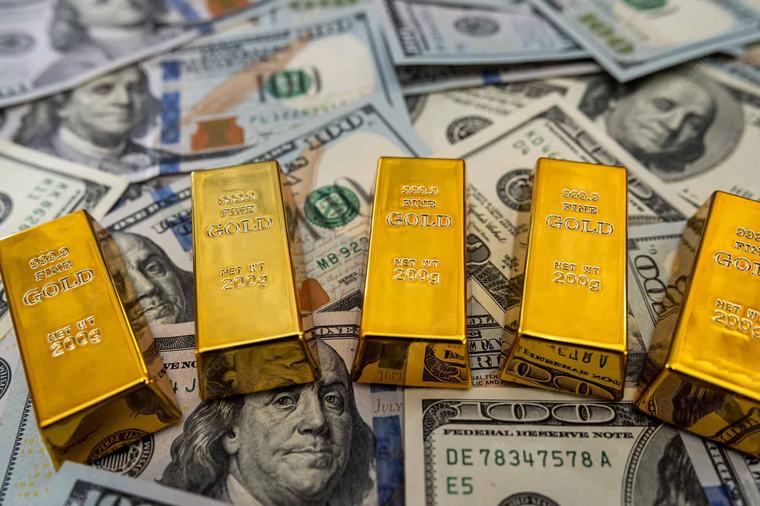 سعر الذهب اليوم السبت في السعودية ومصر.. كم سجل عيار 21؟