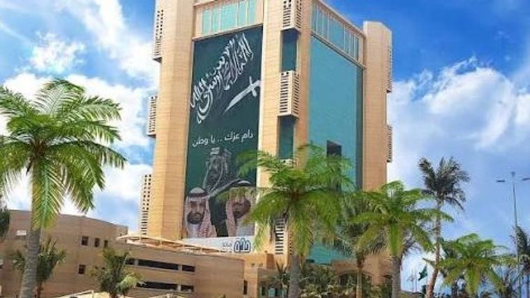 أمانة جدة تكثف أعمالها الميدانية حول المدارس استعدادًا للعام الدراسي الجديد