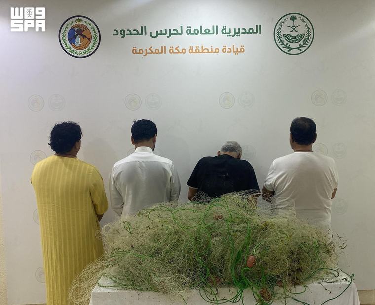 حرس الحدود في القنفذة يضبط أربعة مخالفين من الجنسيتين الميانمارية والبنغلاديشية للأنشطة البحرية دون تصريح