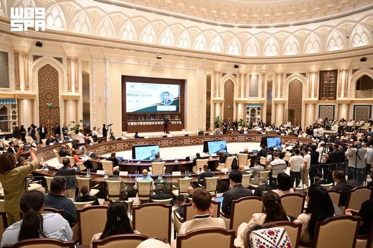 مركز الحضارة الإسلامية في طشقند يطلق مسابقة عالمية لخط المصحف الشريف