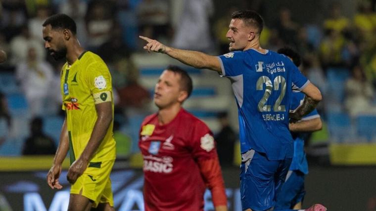 الهلال يستضيف الأهلي في كلاسيكو مؤجل بدوري روشن