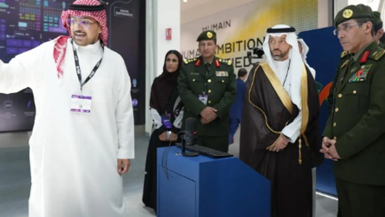 مدير عام الجوازات المكلّف يزور معرض ليب 2026