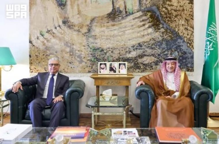 نائب وزير الخارجية يثمن جهود السفير المصري في توثيق العلاقات الثنائية