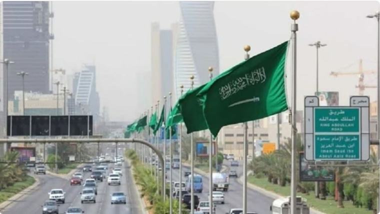 الأرصاد عن طقس السبت: أمطار رعدية ورياح نشطة في عدة مناطق